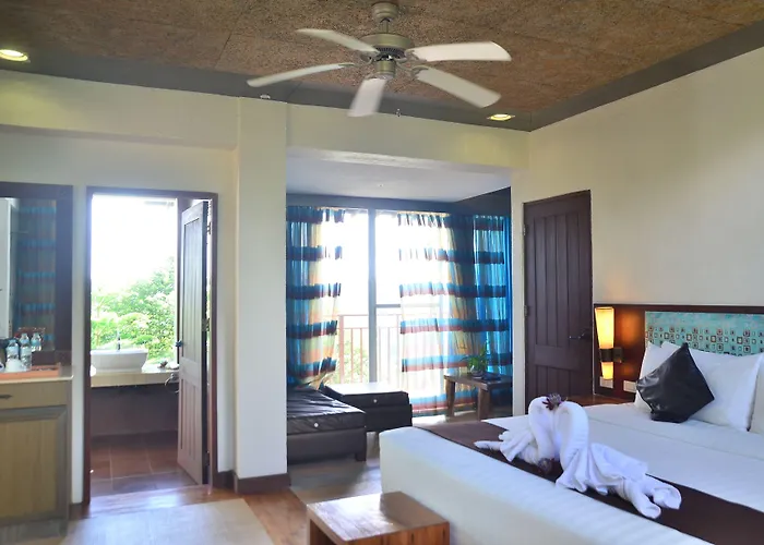 West 35 Eco Mountain 3* Balamban