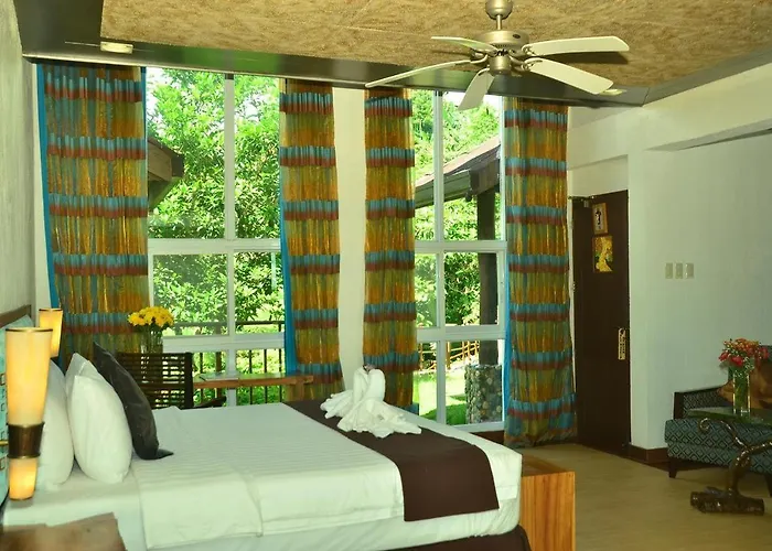 West 35 Eco Mountain Resort Balamban